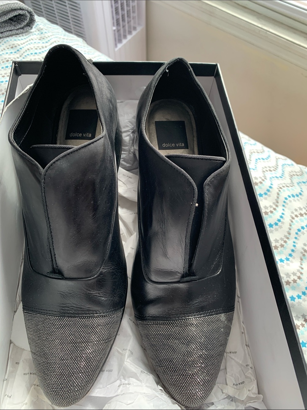 Dolce Vita Black Leather Oxfords with Textured Silver-Tone Toes